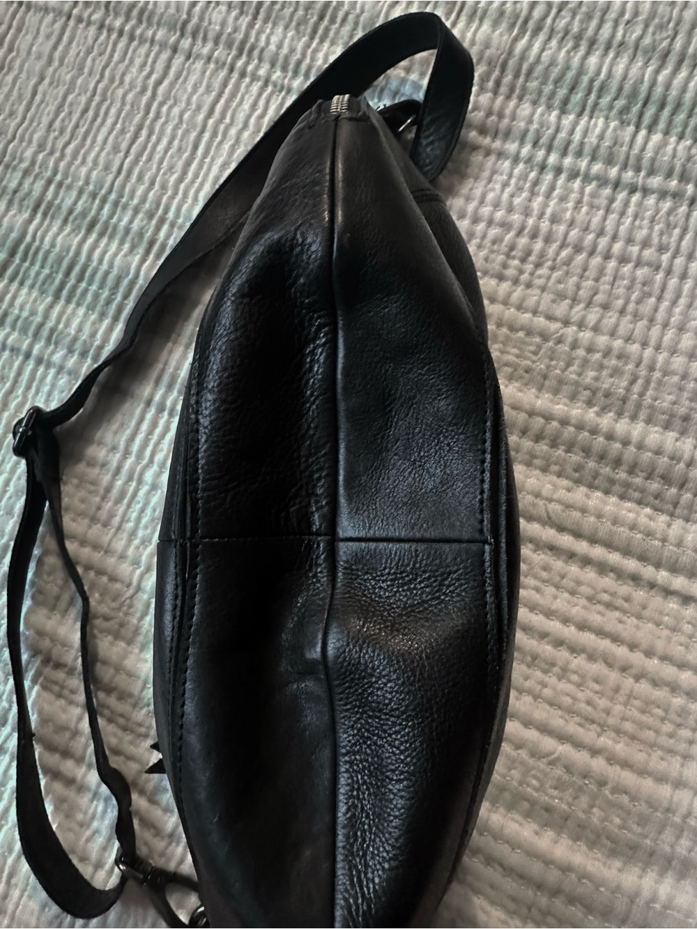 Latico Black Full-Grain Leather Callie Sling Crossbody - EUC - Picture 4 of 16